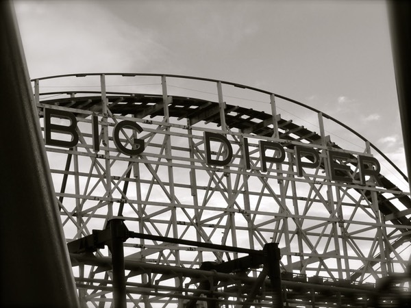 Big Dipper, un vieux wooden à la réputation pas trop mauvaise... mais fermé ce jour là !